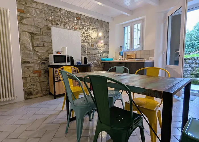 Casa Colore Intera Casa Nel Borgo Antico Ossuccio