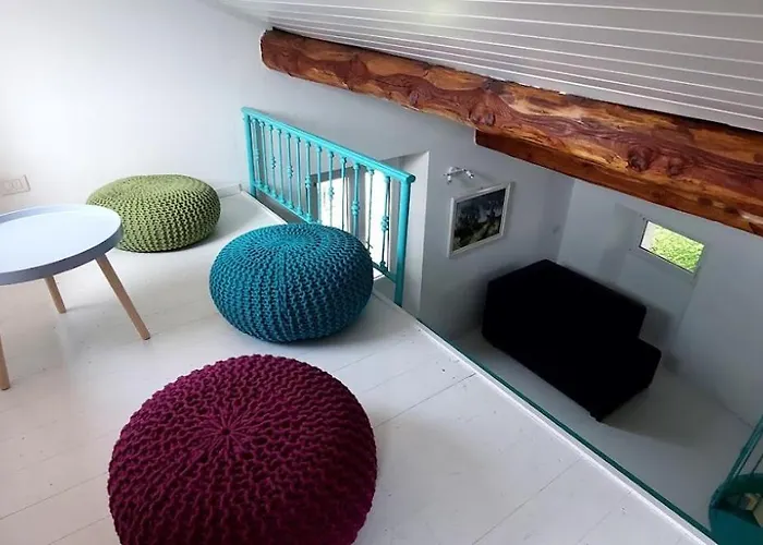 Casa Colore Intera Casa Nel Borgo Antico Feriehus