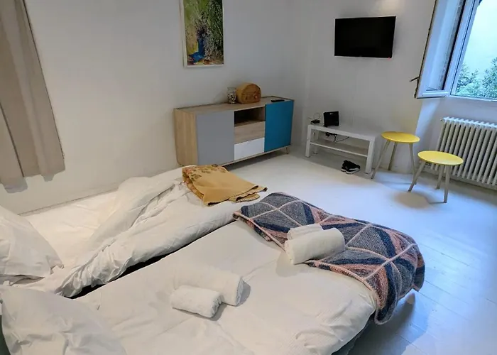 Casa Colore Intera Casa Nel Borgo Antico Ossuccio