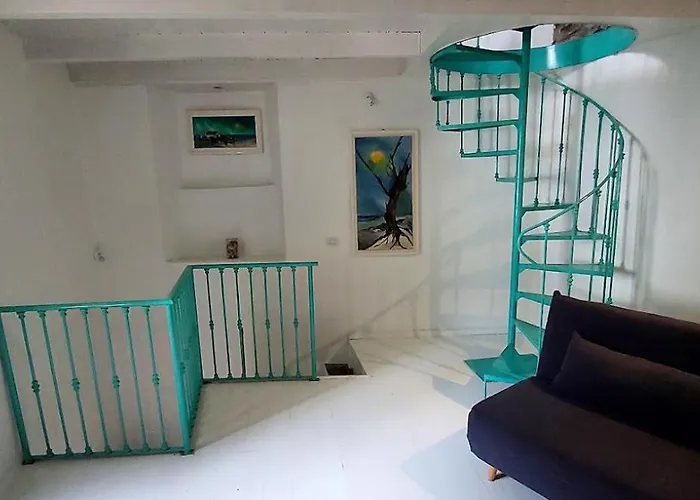 Casa Colore Intera Casa Nel Borgo Antico *