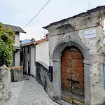 Casa Colore Intera Casa Nel Borgo Antico